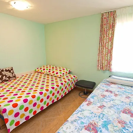 Fuer 7 Personen Ca 80 Qm In Stinjan, Istrien Istrische Riviera Štinjan