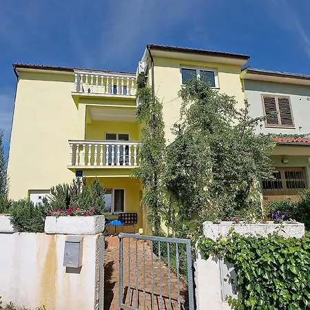 Fuer 7 Personen Ca 80 Qm In Stinjan, Istrien Istrische Riviera * Штиньян
